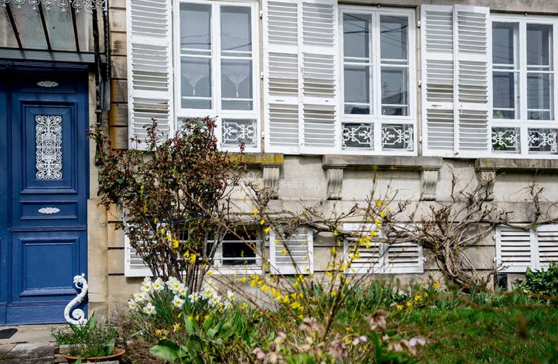 Maison de maîtres - 316 m² - 14 pièces