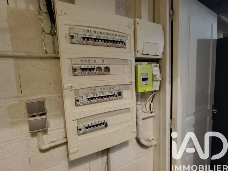 Maison - 186 m² - 10 pièces