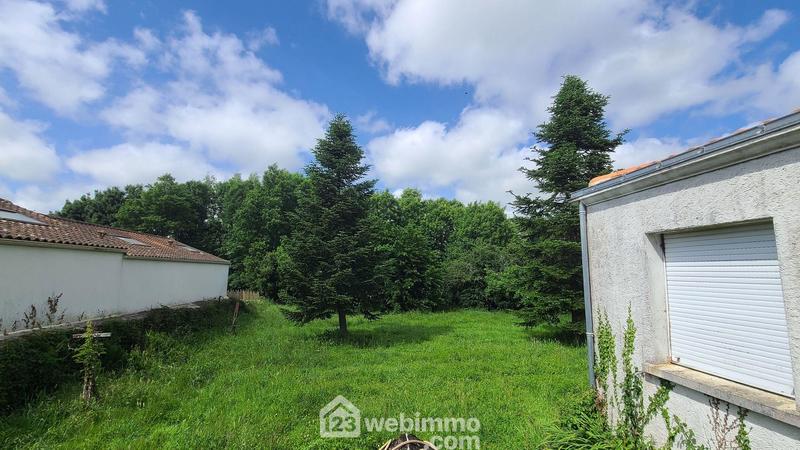 Maison - 267 m² - 12 pièces