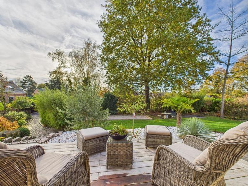 Maison - 215 m² - 7 pièces