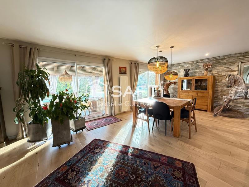 Villa - 188 m² - 5 pièces