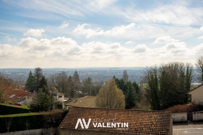 Maison - 180 m² - 6 pièces