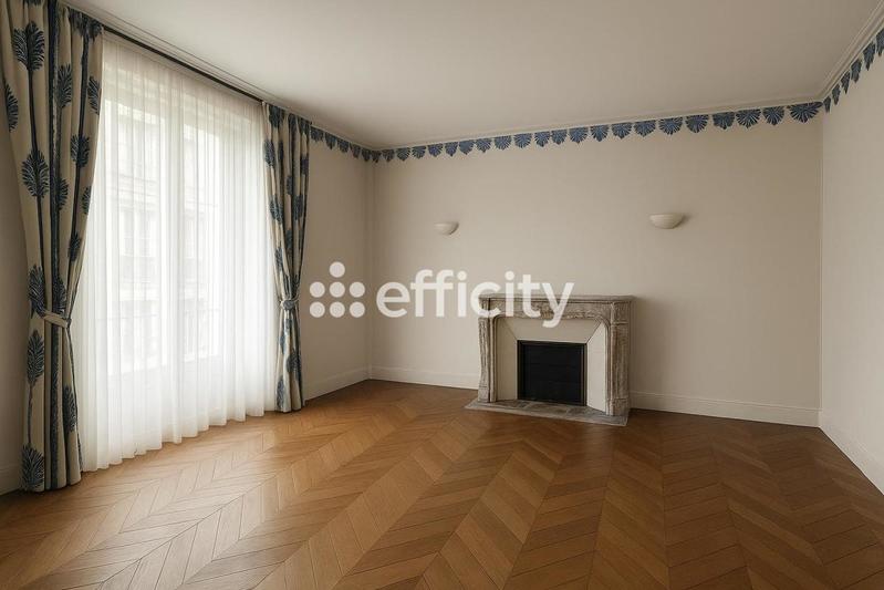 Demeure - 233 m² - 9 pièces