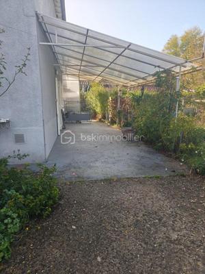 Maison - 96 m² - 5 pièces