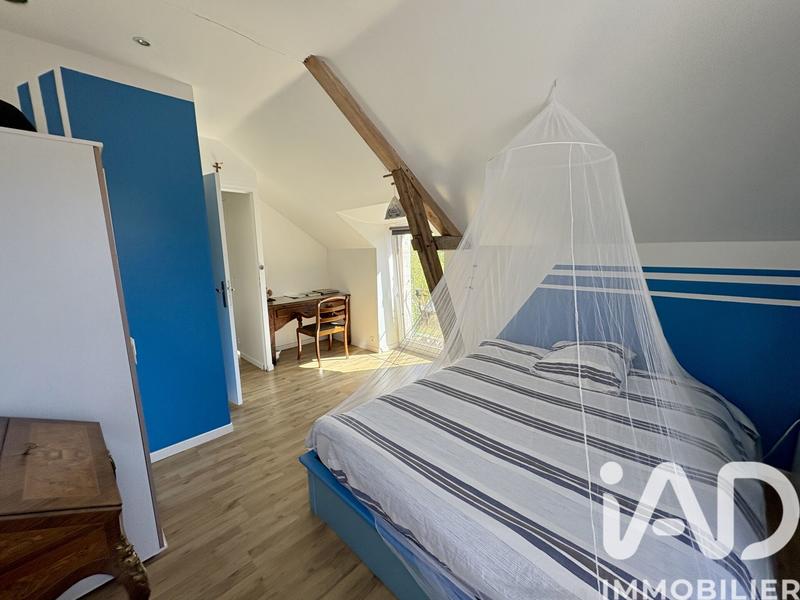 Maison - 345 m² - 8 pièces