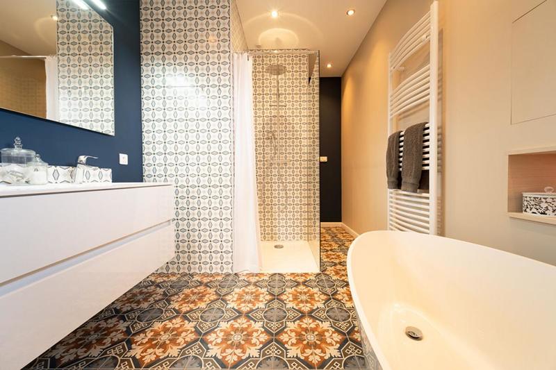 Maison - 334 m² - 14 pièces