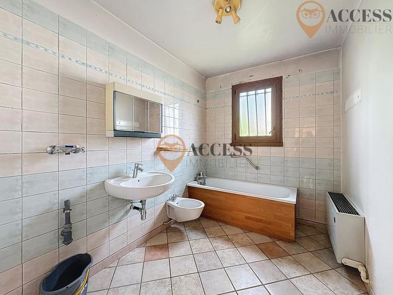 Maison - 160 m² - 8 pièces