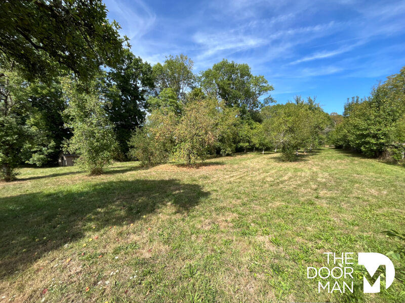 Maison - 202 m² - 8 pièces