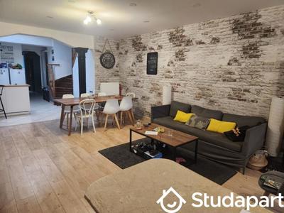 Chambre - 12 m² - 1 pièce