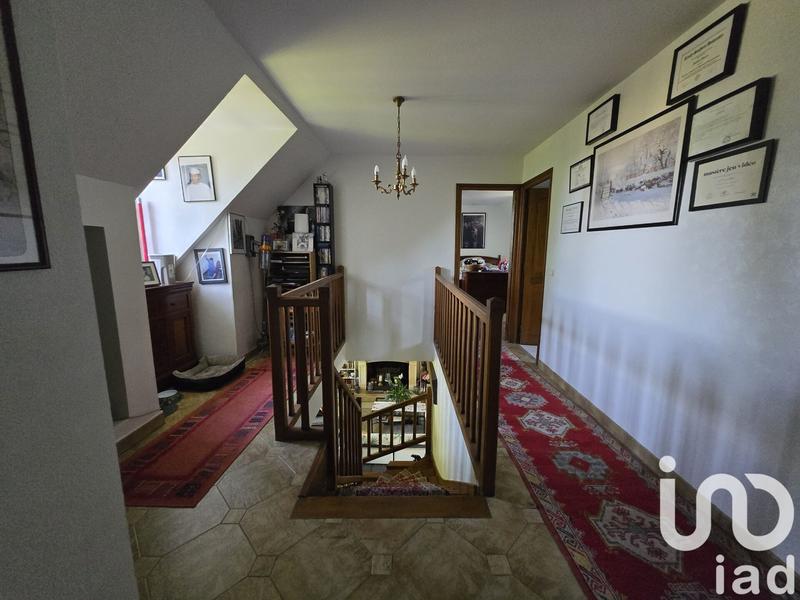 Maison - 166 m² - 7 pièces