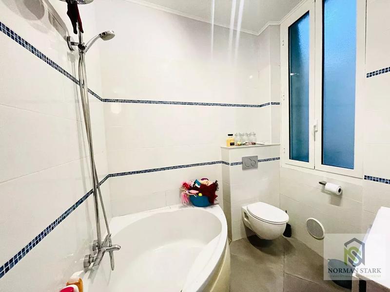 Appartement - 85 m² - 4 pièces