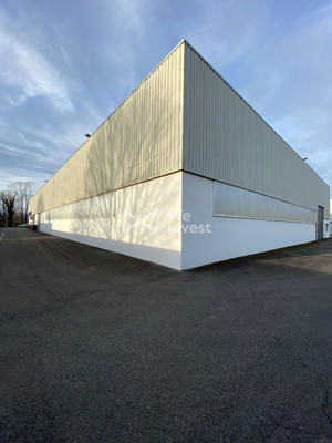 Local commercial - 1 219 m²