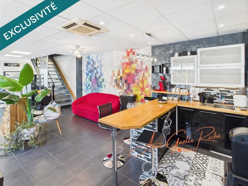 Local commercial - 179 m² - 5 pièces