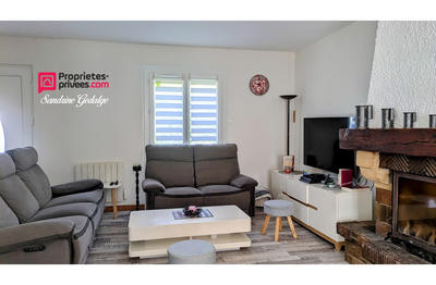 Maison - 141 m² - 8 pièces