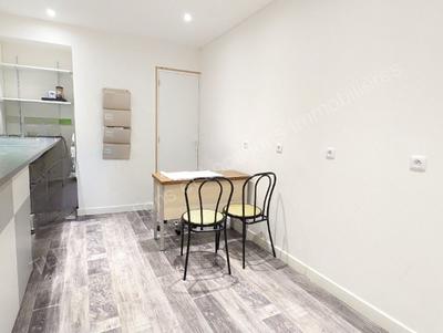 Local d'activité / Entrepôt - 96 m²