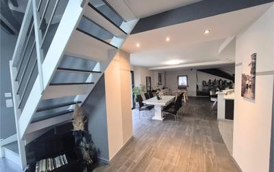 Maison - 176 m² - 6 pièces