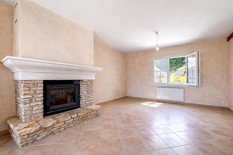 Maison - 202 m² - 8 pièces