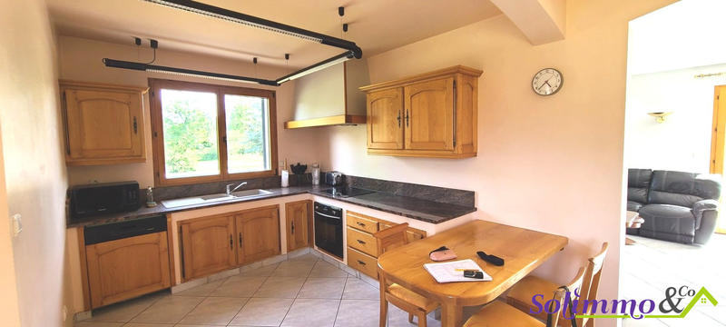 Villa - 212 m² - 5 pièces