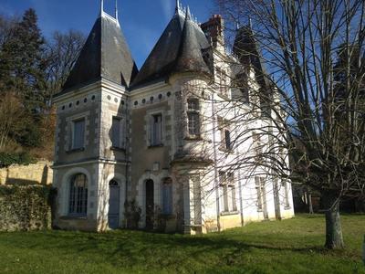 Château - 1 000 m² - 16 pièces
