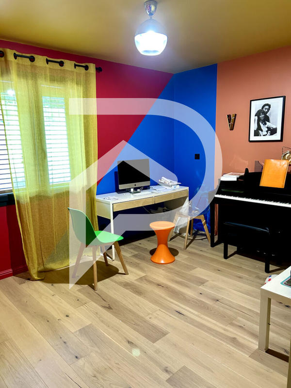 Maison - 108 m² - 4 pièces