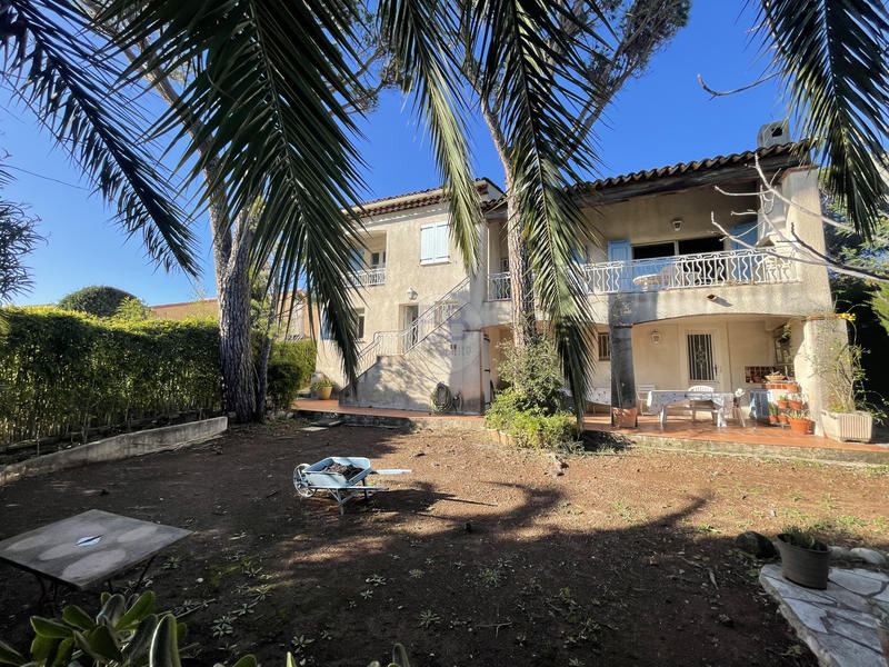 Villa - 154 m² - 4 pièces