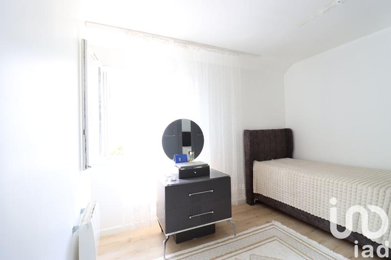 Maison - 92 m² - 6 pièces