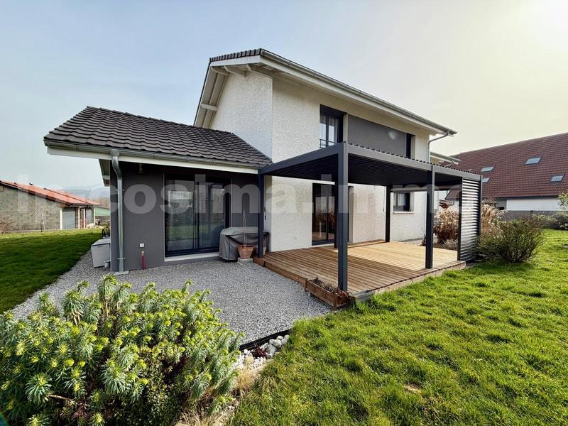 Villa - 165 m² - 6 pièces