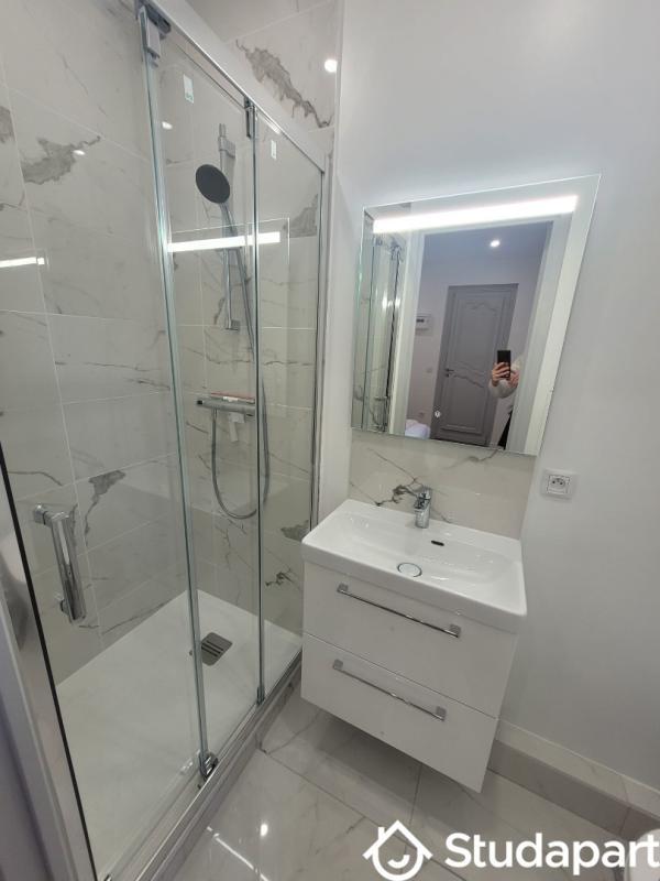 Chambre - 17 m² - 1 pièce