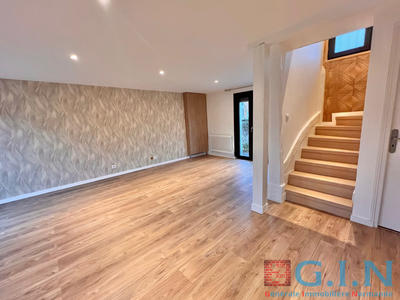 Maison - 82 m² - 4 pièces