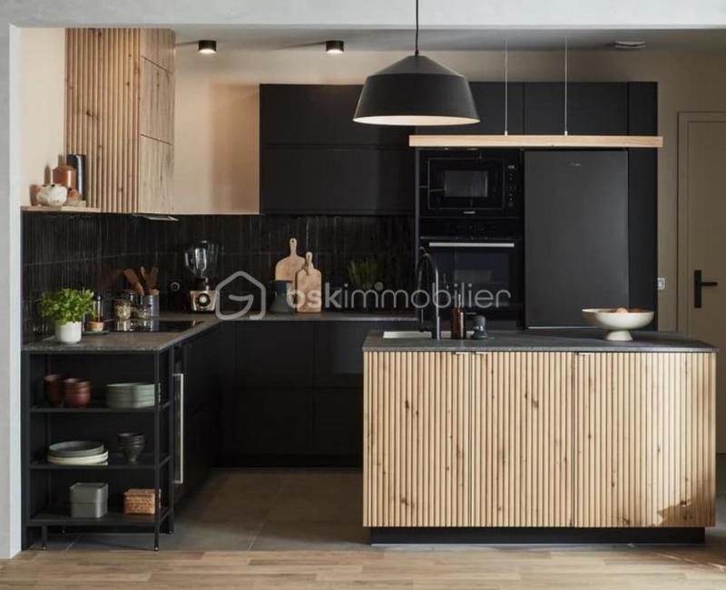 Appartement - 90 m² - 4 pièces