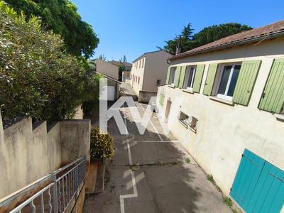 Immeuble mixte - 318 m² - 10 pièces