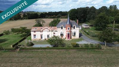 Maison - 207 m² - 9 pièces