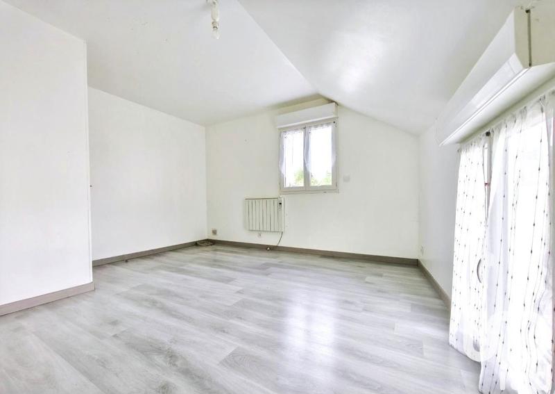 Maison - 138 m² - 6 pièces