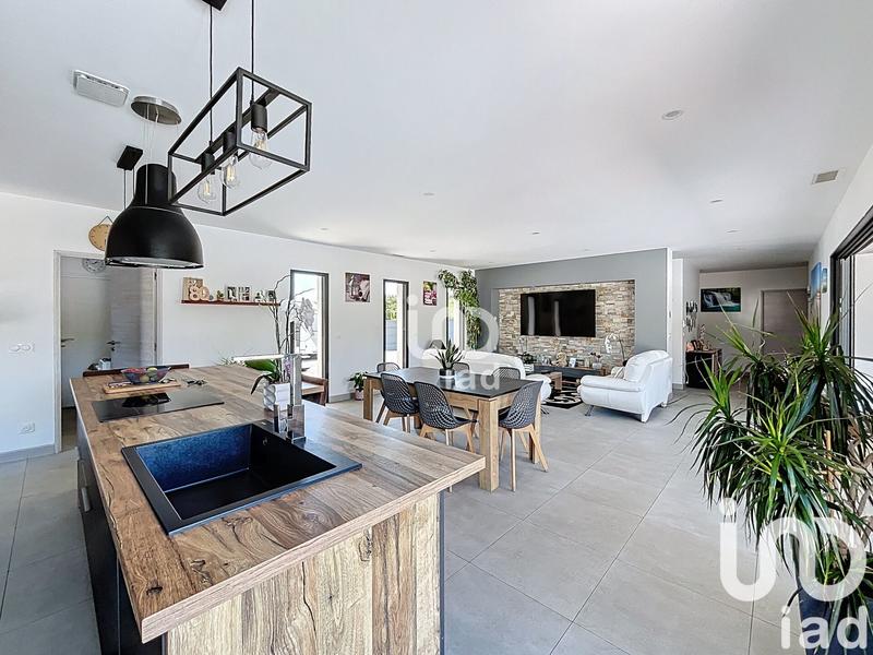 Maison - 150 m² - 6 pièces