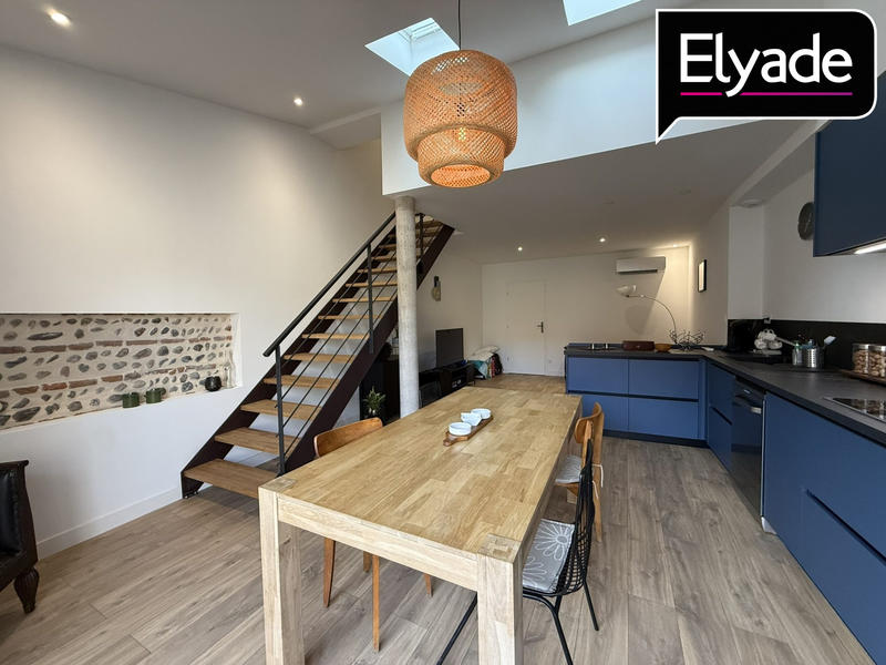 Maison - 95 m² - 4 pièces