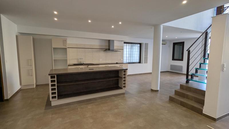 Maison de ville - 158 m² - 4 pièces