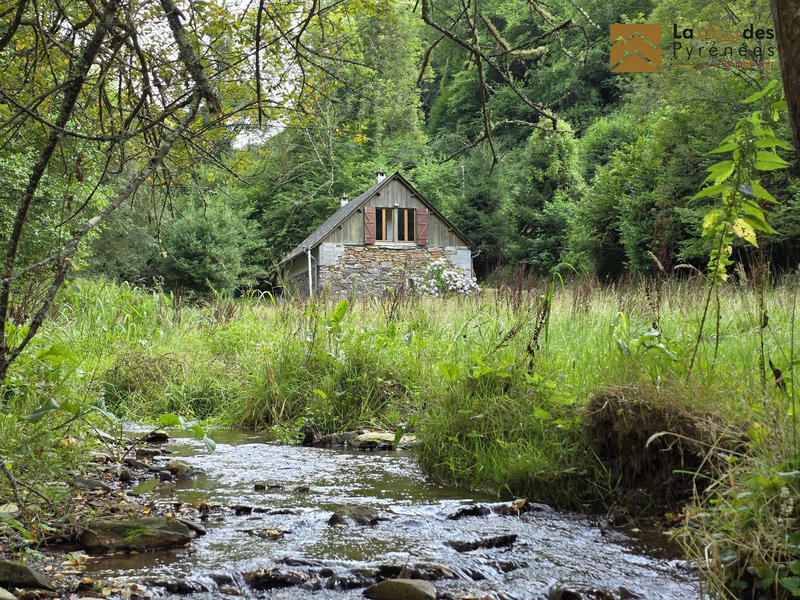 Maison ancienne - 100 m² - 2 pièces