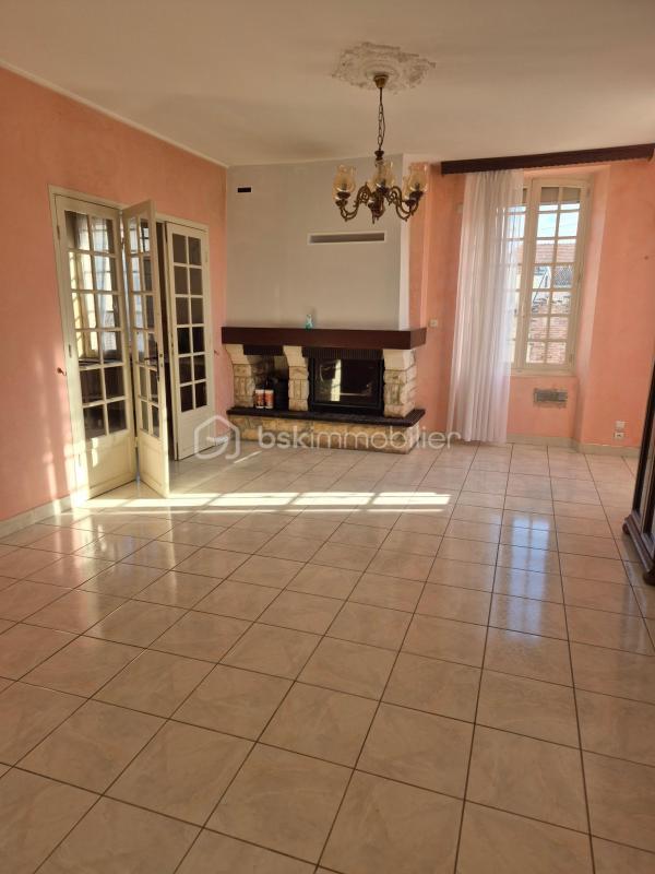 Maison ancienne - 158 m² - 7 pièces