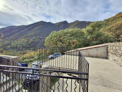 Maison - 145 m² - 10 pièces