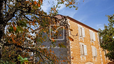 Maison - 125 m² - 5 pièces