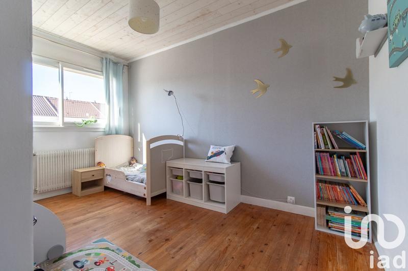 Maison - 90 m² - 5 pièces