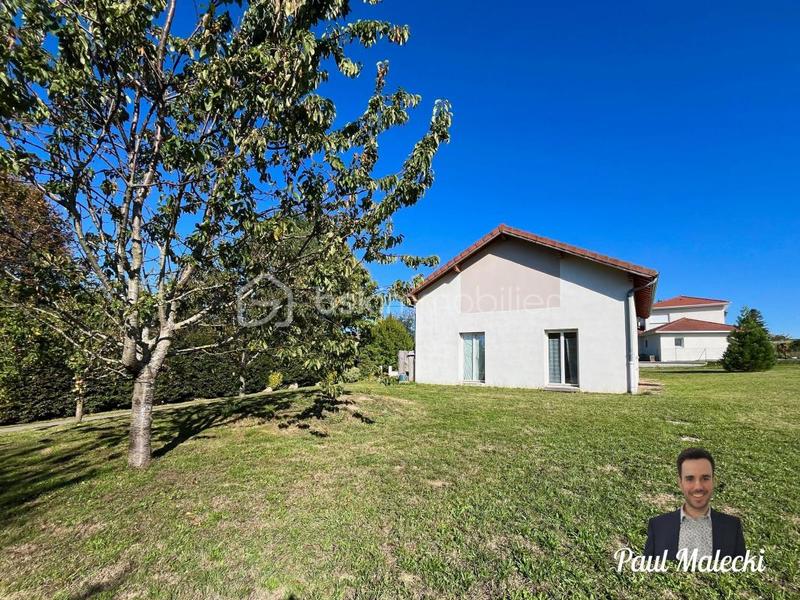 Maison traditionnelle - 135 m² - 5 pièces