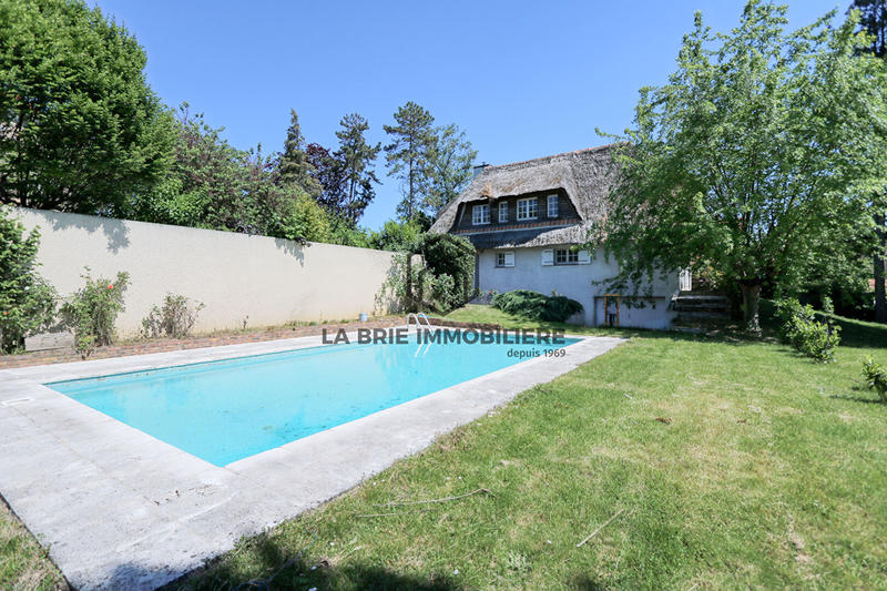 Maison - 193 m² - 7 pièces