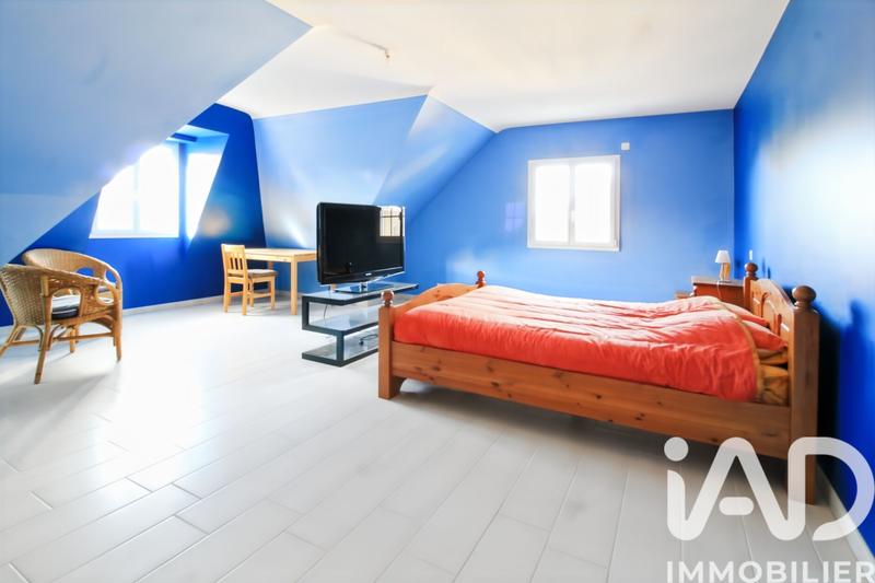 Maison - 235 m² - 7 pièces