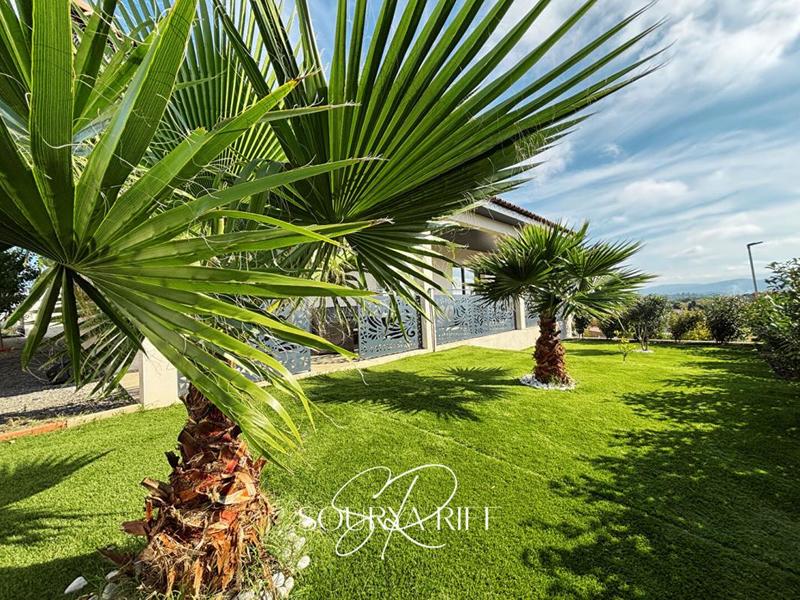 Maison - 165 m² - 7 pièces