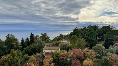 Appartement - 93 m² - 3 pièces