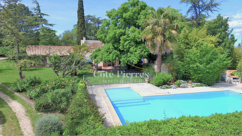 Villa - 189 m² - 5 pièces