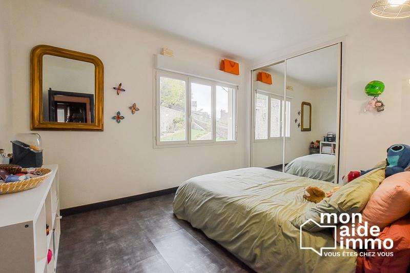 Maison - 189 m² - 6 pièces