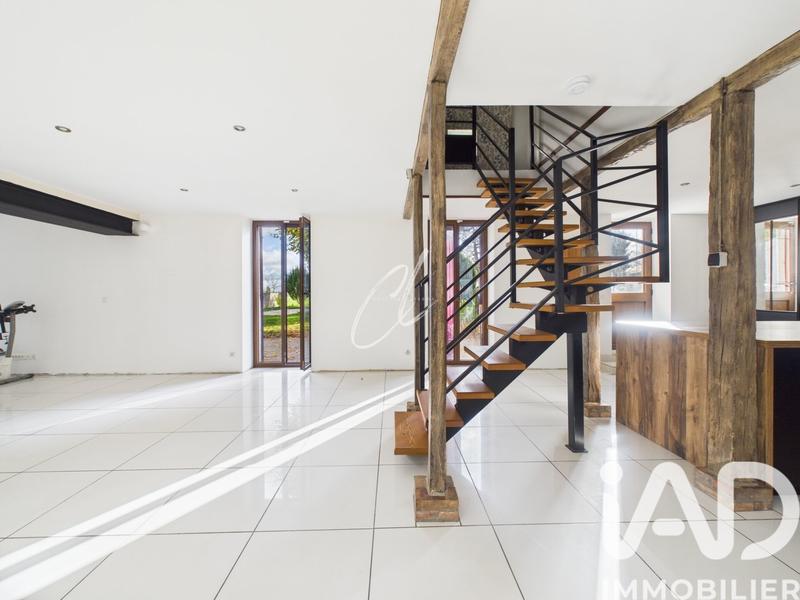 Maison - 155 m² - 6 pièces