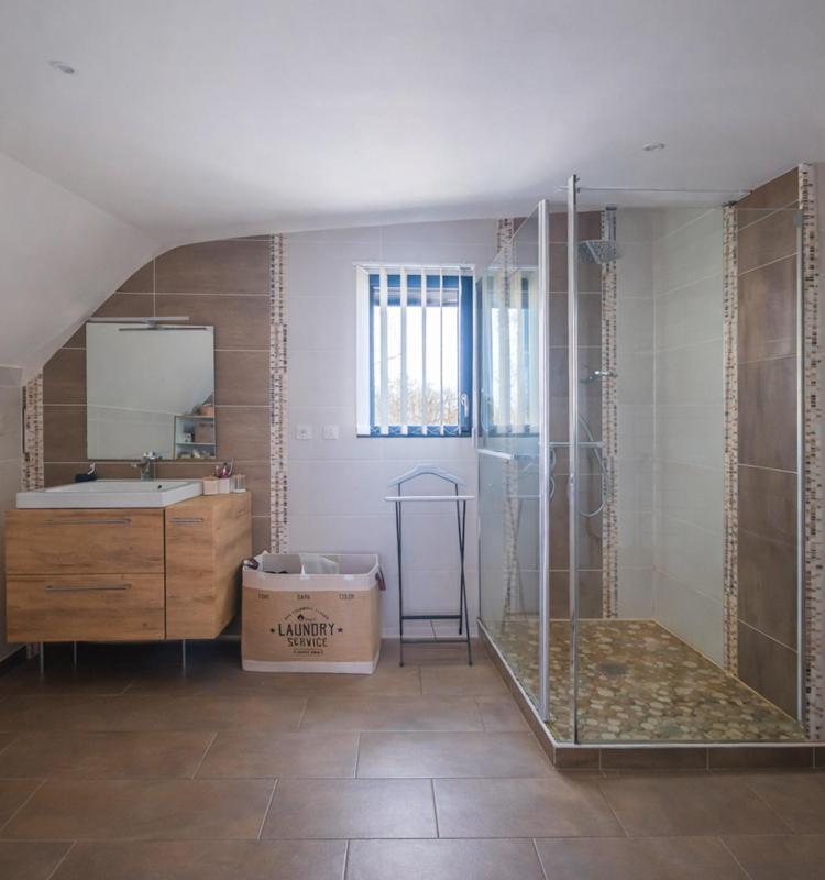 Maison - 206 m² - 7 pièces